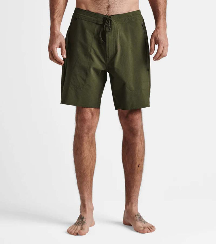 Men's Layover Trail Short - Military Olive