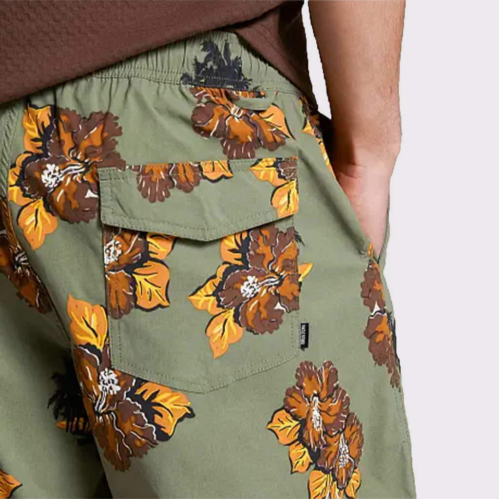 Everyday Hybrid Short 5.5"