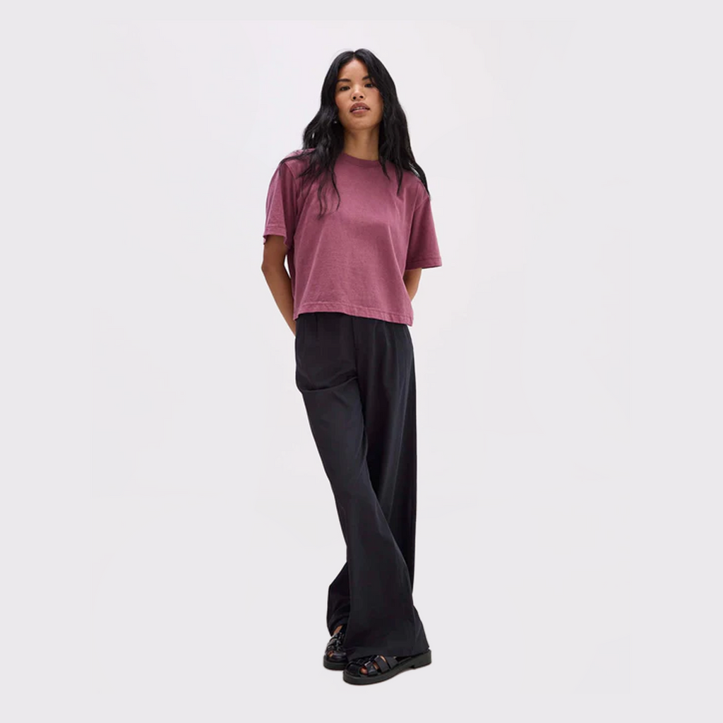 Women's Relaxed Crop Tee