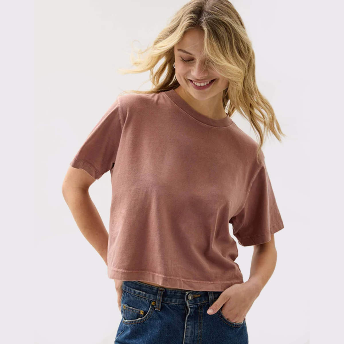 Women's Relaxed Crop Tee